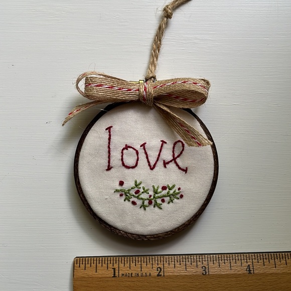 Handmade Embroidered Ornaments (3) - Picture 6 of 7